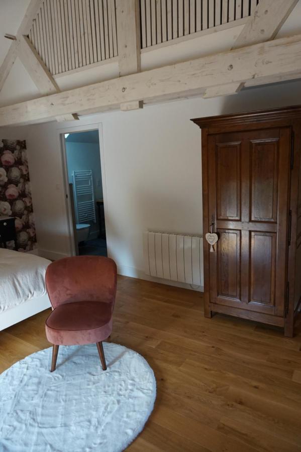 Au Fil De L'Eau Bed & Breakfast Le Vast Eksteriør bilde