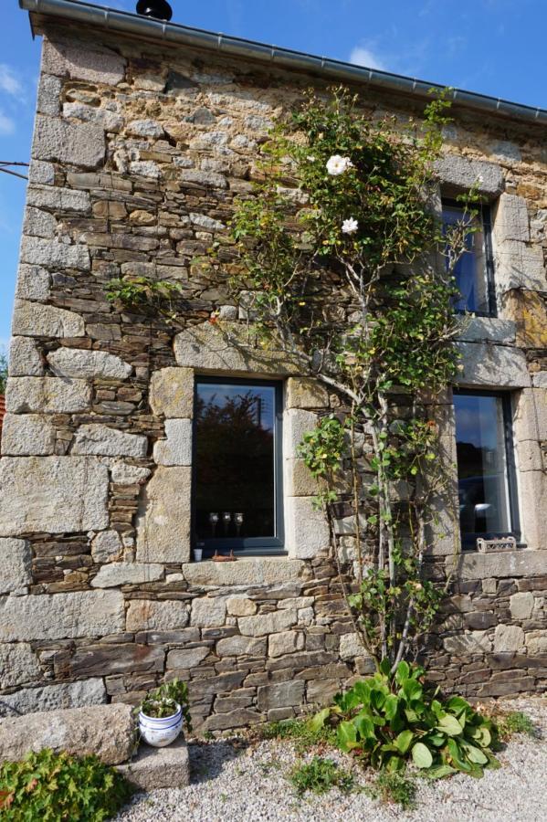 Au Fil De L'Eau Bed & Breakfast Le Vast Eksteriør bilde