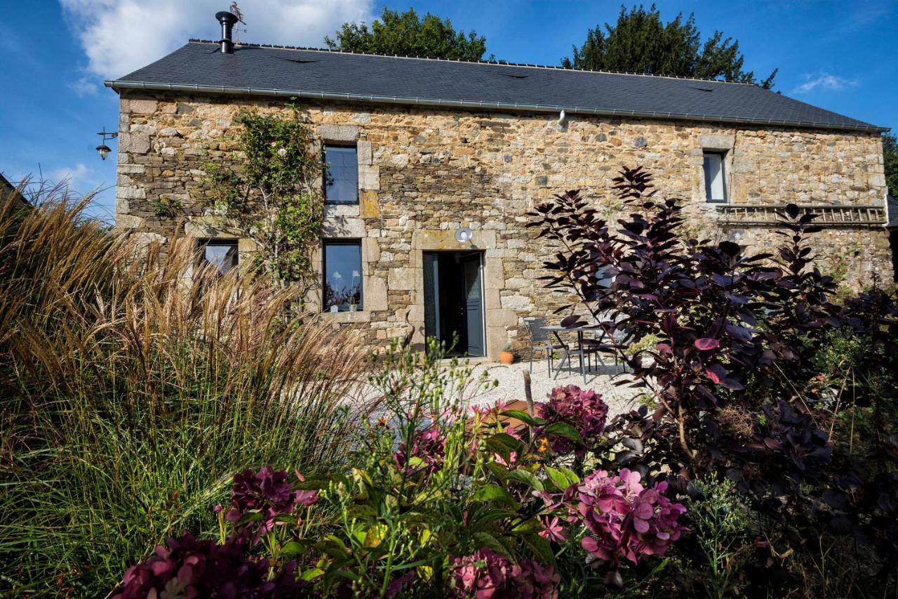 Au Fil De L'Eau Bed & Breakfast Le Vast Eksteriør bilde