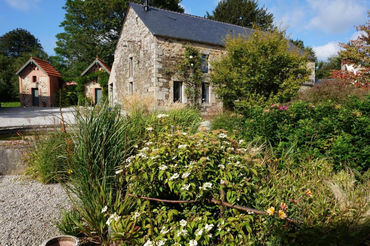 Au Fil De L'Eau Bed & Breakfast Le Vast Eksteriør bilde