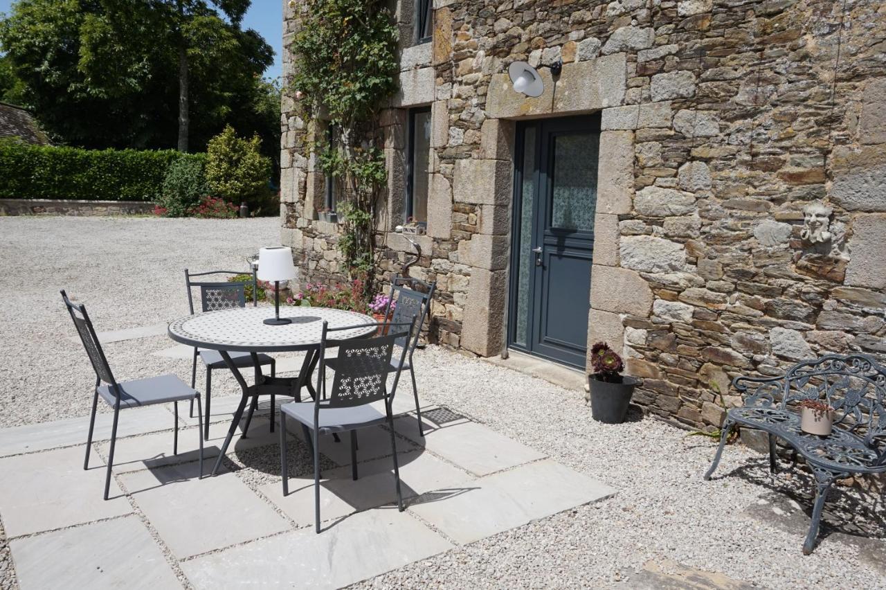 Au Fil De L'Eau Bed & Breakfast Le Vast Eksteriør bilde