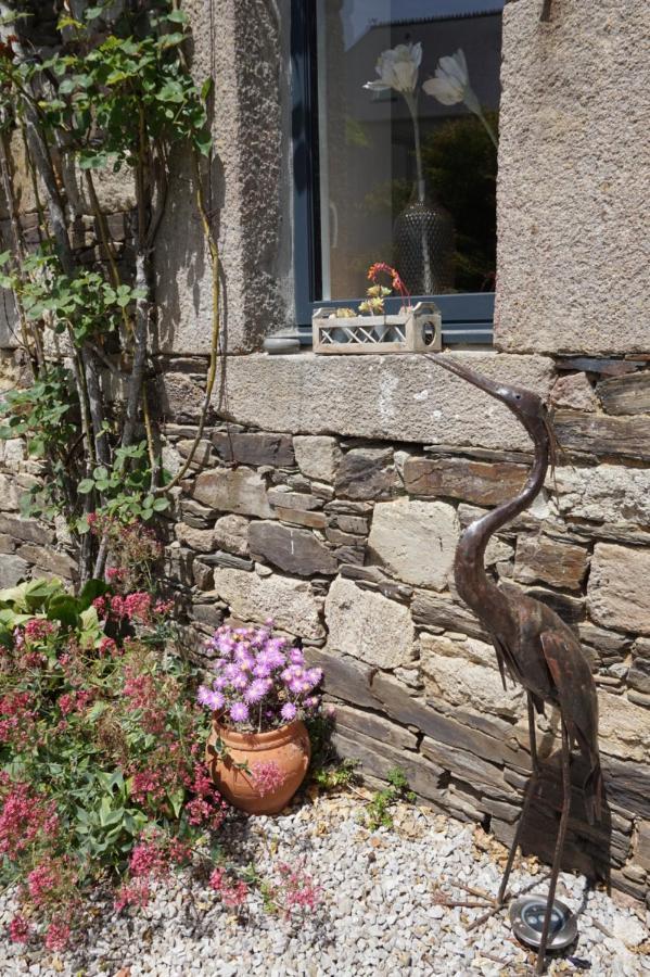 Au Fil De L'Eau Bed & Breakfast Le Vast Eksteriør bilde