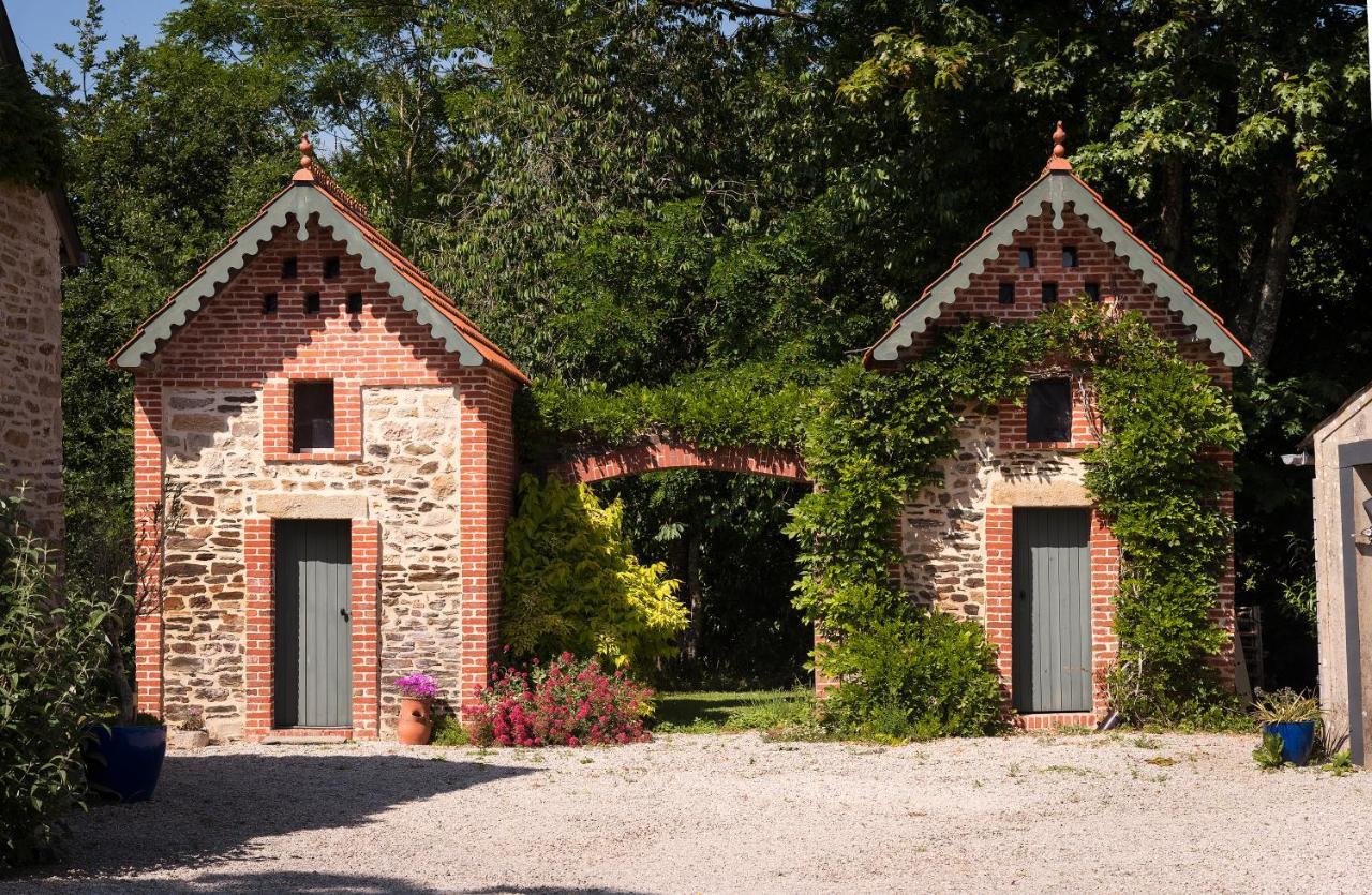 Au Fil De L'Eau Bed & Breakfast Le Vast Eksteriør bilde
